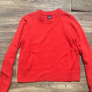 GAP Women's Bright Red Crew Neck Sweater size small